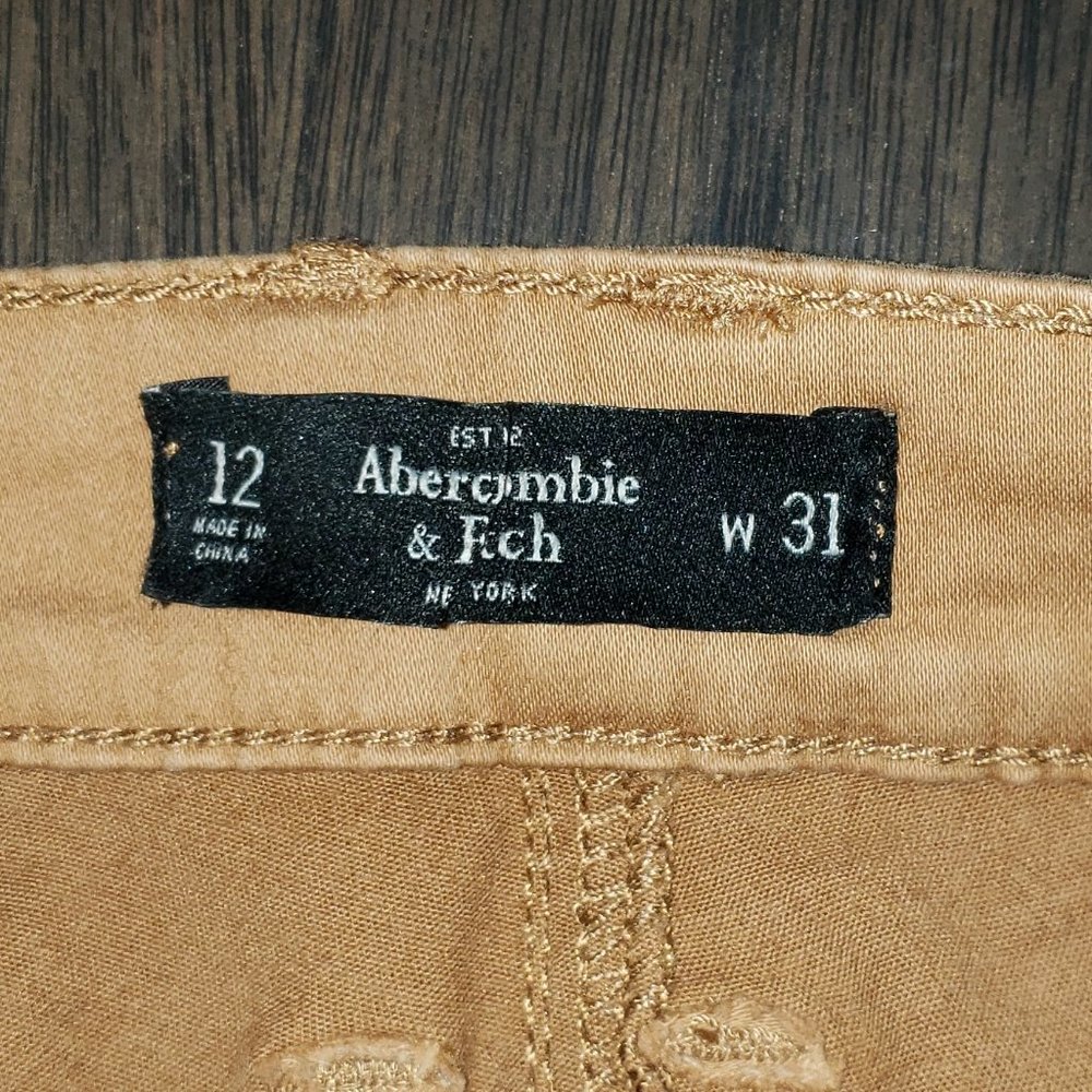 Beige pants - Picture 4 of 5